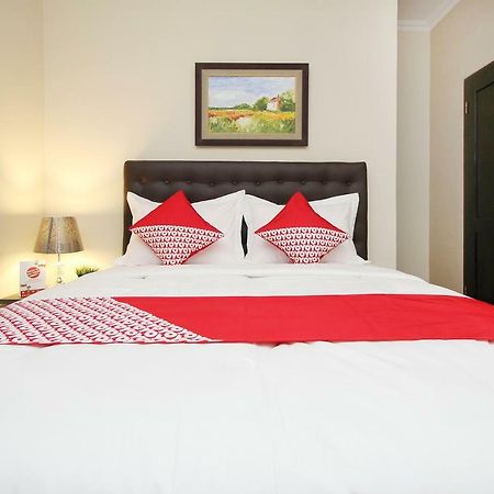 Oyo 572 Omah Gedongkuning Syariah Homestay Yogyakarta Exteriör bild