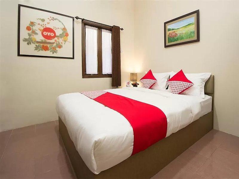 Oyo 572 Omah Gedongkuning Syariah Homestay Yogyakarta Exteriör bild