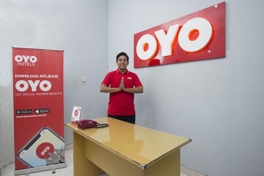 Oyo 572 Omah Gedongkuning Syariah Homestay Yogyakarta Exteriör bild
