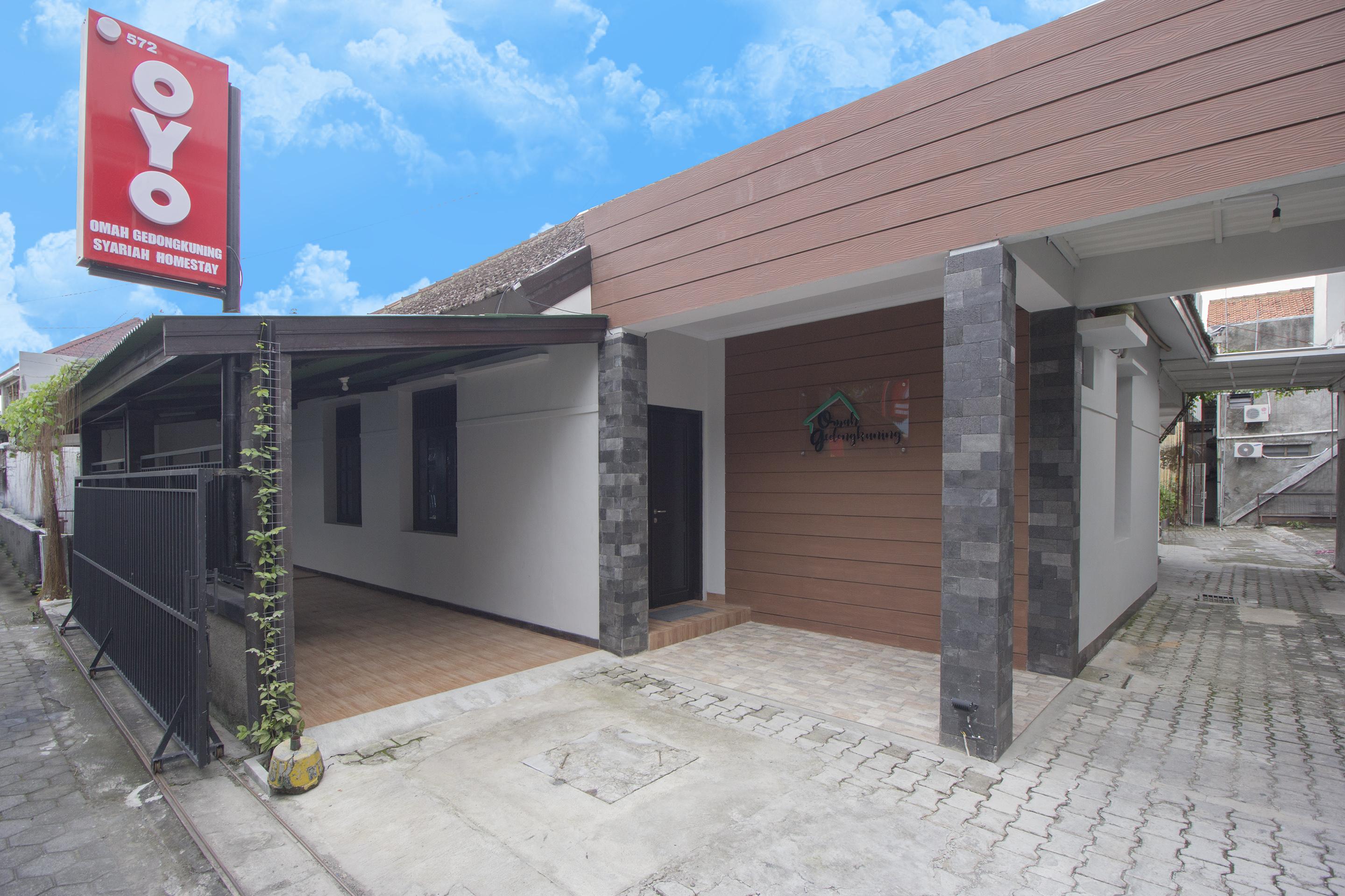 Oyo 572 Omah Gedongkuning Syariah Homestay Yogyakarta Exteriör bild